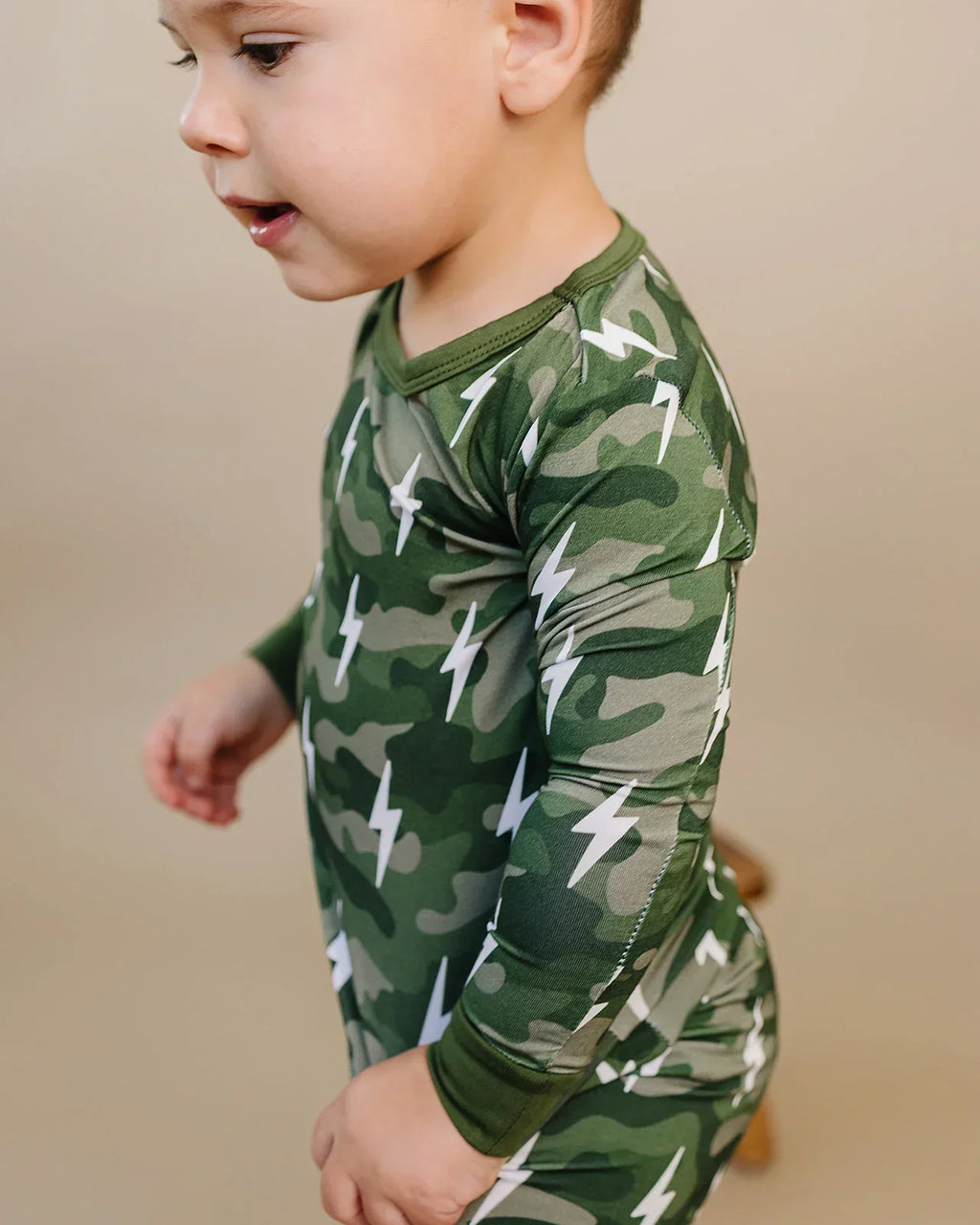 Bamboo Two Piece Set | Green Camo Bolts